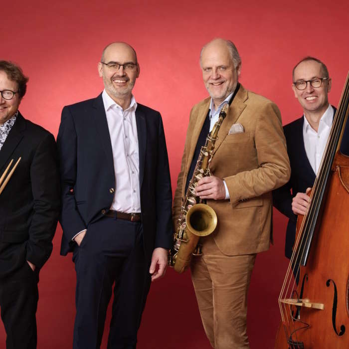 JAZZ UND FOLK: Frank Muschalle Trio featuring Stephan Holstein